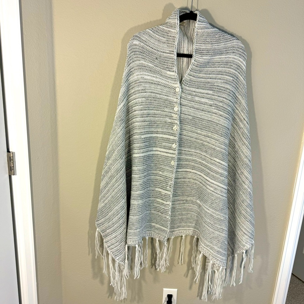 Lularoe Mimi versatile shawl poncho